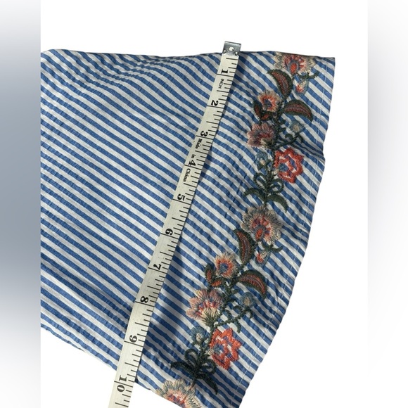 American Eagle Women's Striped  Off The Shoulder Blouse Seersucker  Size Large - Picture 11 of 13